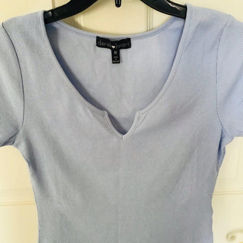 Derek Heart Cute Ribbed Top - Picture 2 of 4